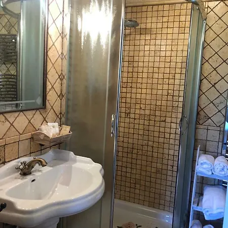 L'impero 팜스테이